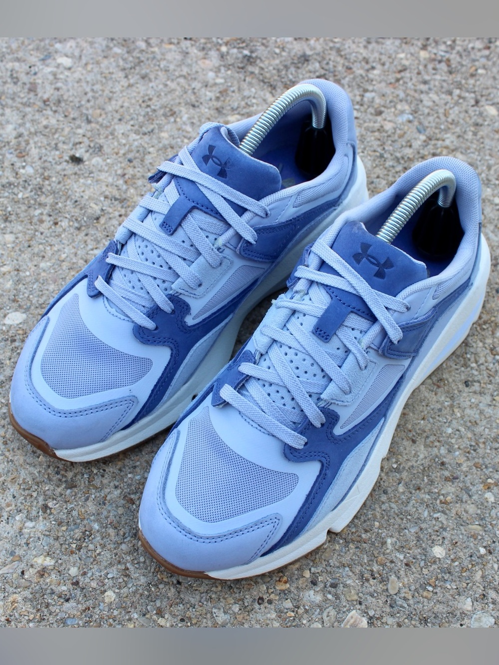 Under Armour Forge 96 Blue/Cream/White Unisex Sneaker Sz 9.5W/8M